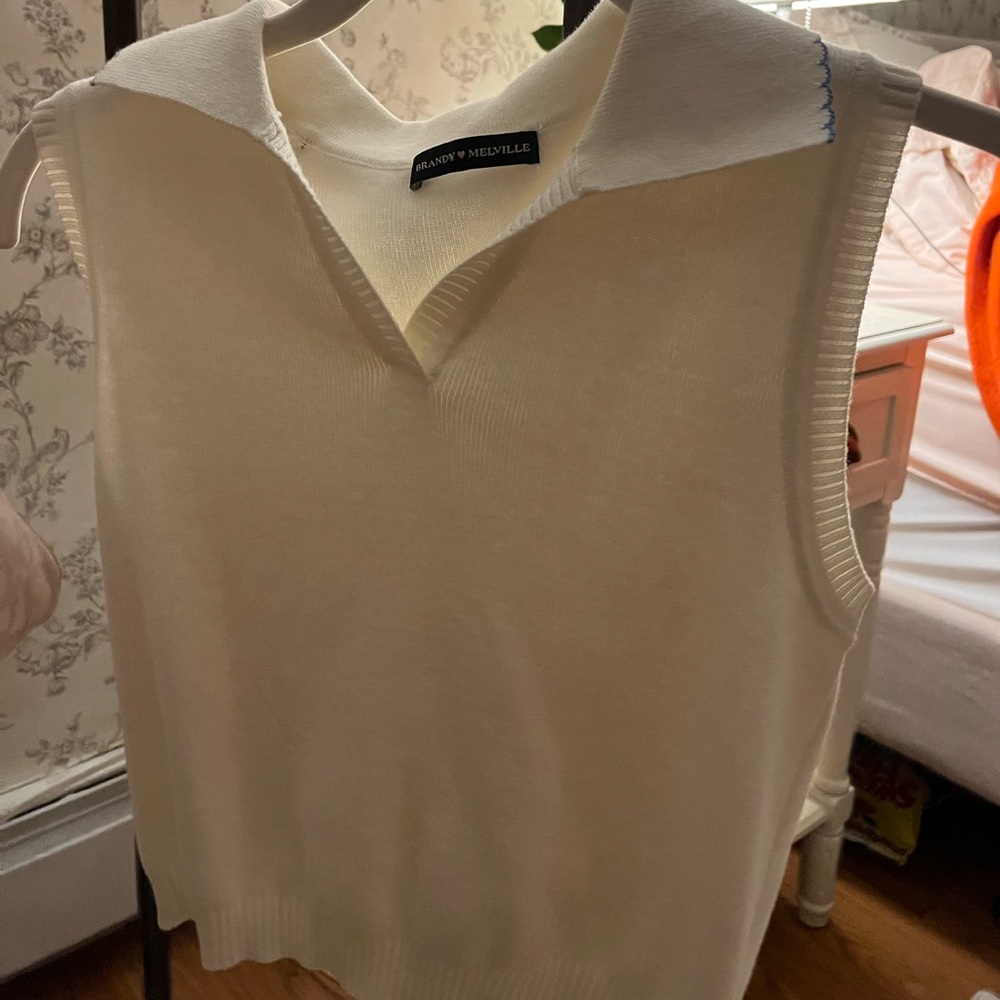 Brandy melville sweater vest